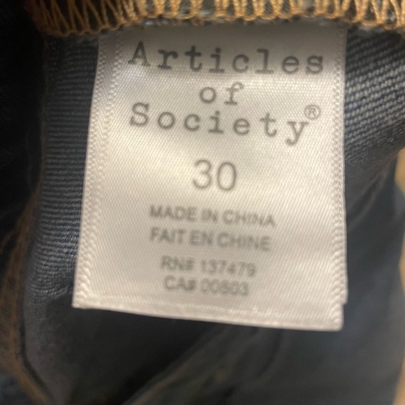 ARTICLES of Society Women’s Denim Shorts Size 30 - Picture 4 of 7